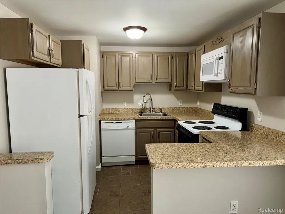 16006 Terrace Village Drive Taylor City, MI 48180
