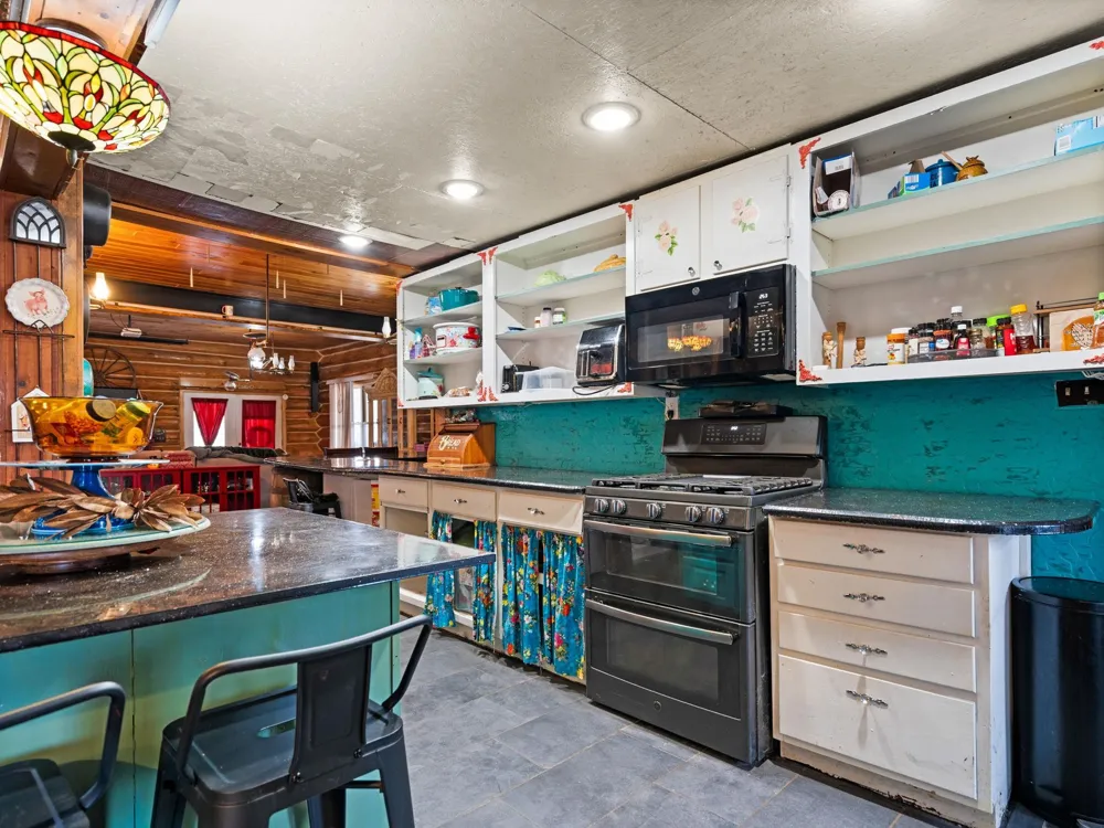 6757 19 Mile Road Highland Township, MI 49665