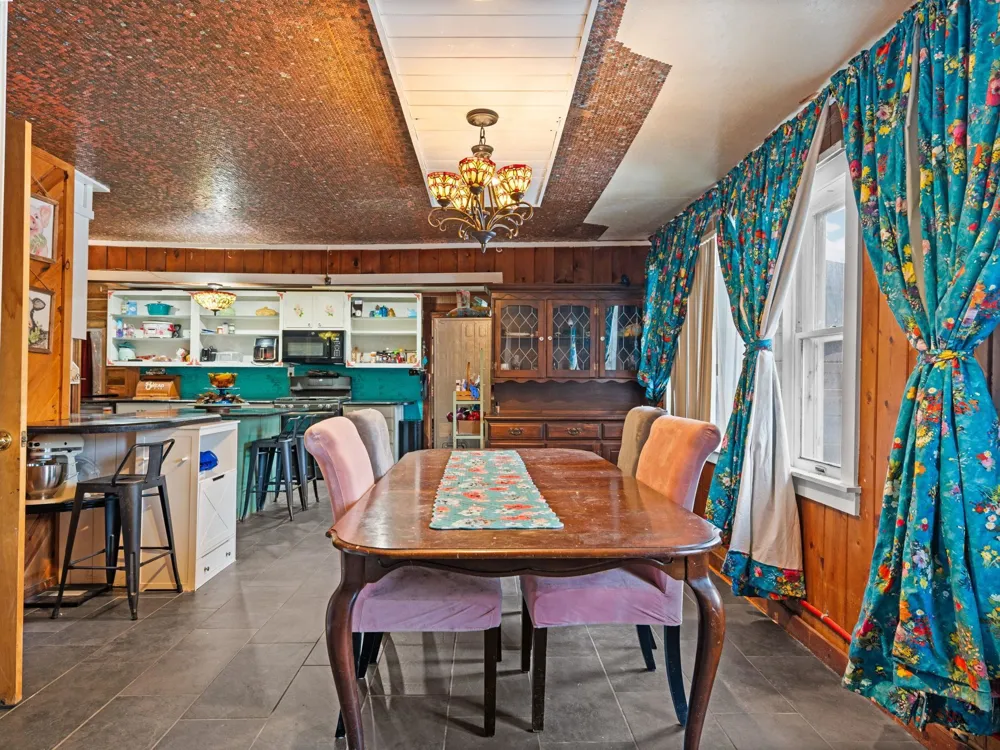6757 19 Mile Road Highland Township, MI 49665