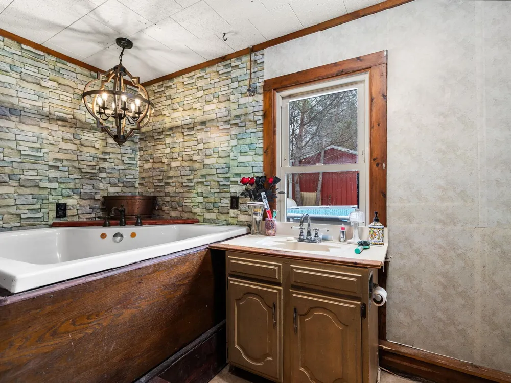 6757 19 Mile Road Highland Township, MI 49665
