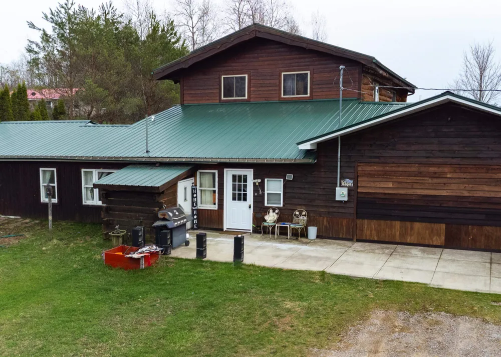 6757 19 Mile Road Highland Township, MI 49665