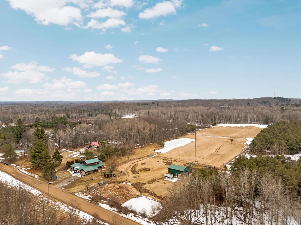 6757 19 Mile Road Highland Township, MI 49665