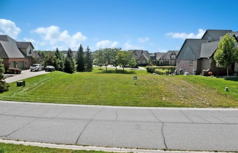 10539 Stoney Point Drive Green Oak Township, MI 48178