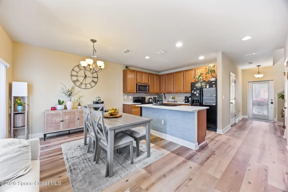 1345 Lara Circle #104 Rockledge, FL 32955