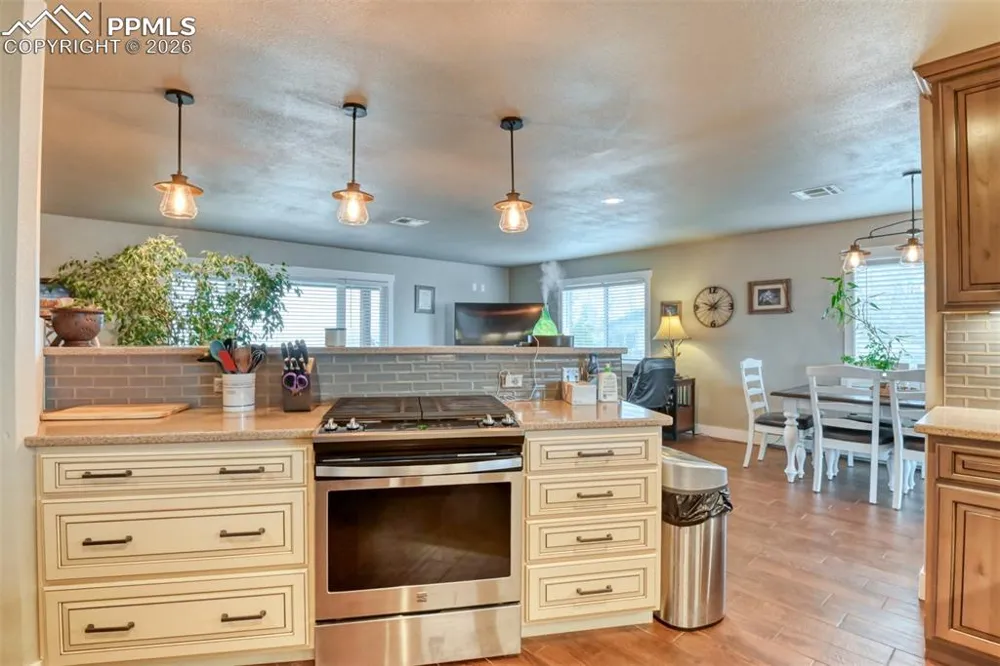 855 Marilyn Drive Penrose, CO 81240