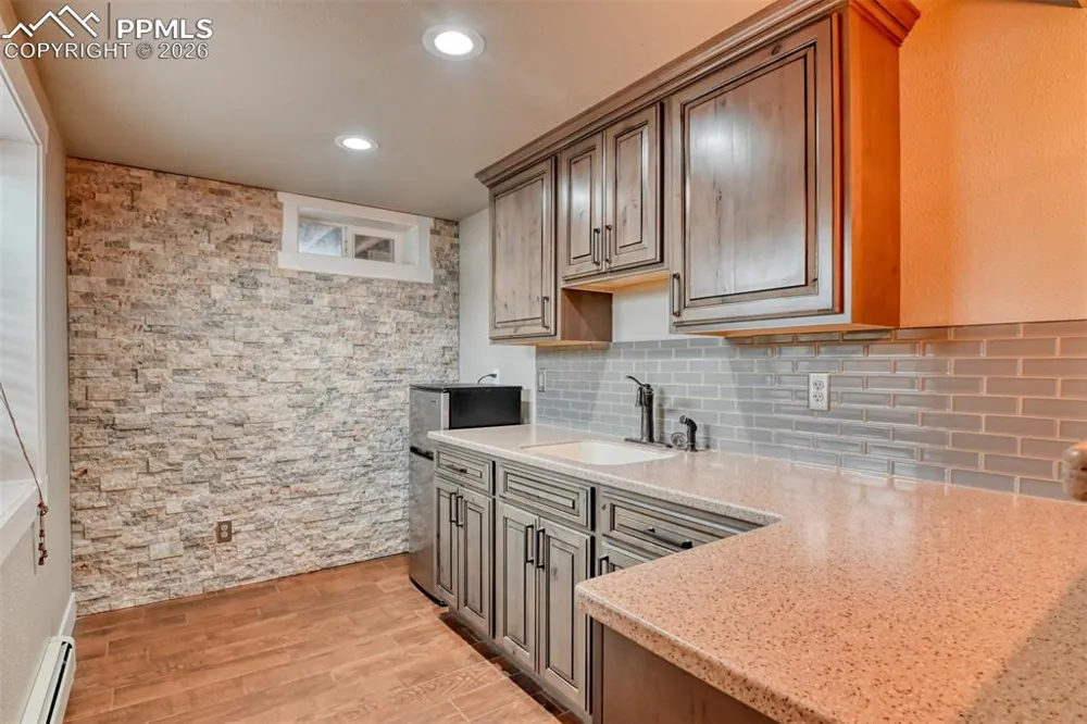 855 Marilyn Drive Penrose, CO 81240