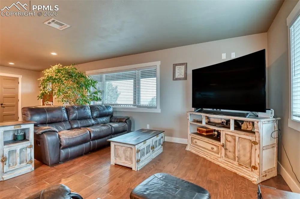 855 Marilyn Drive Penrose, CO 81240