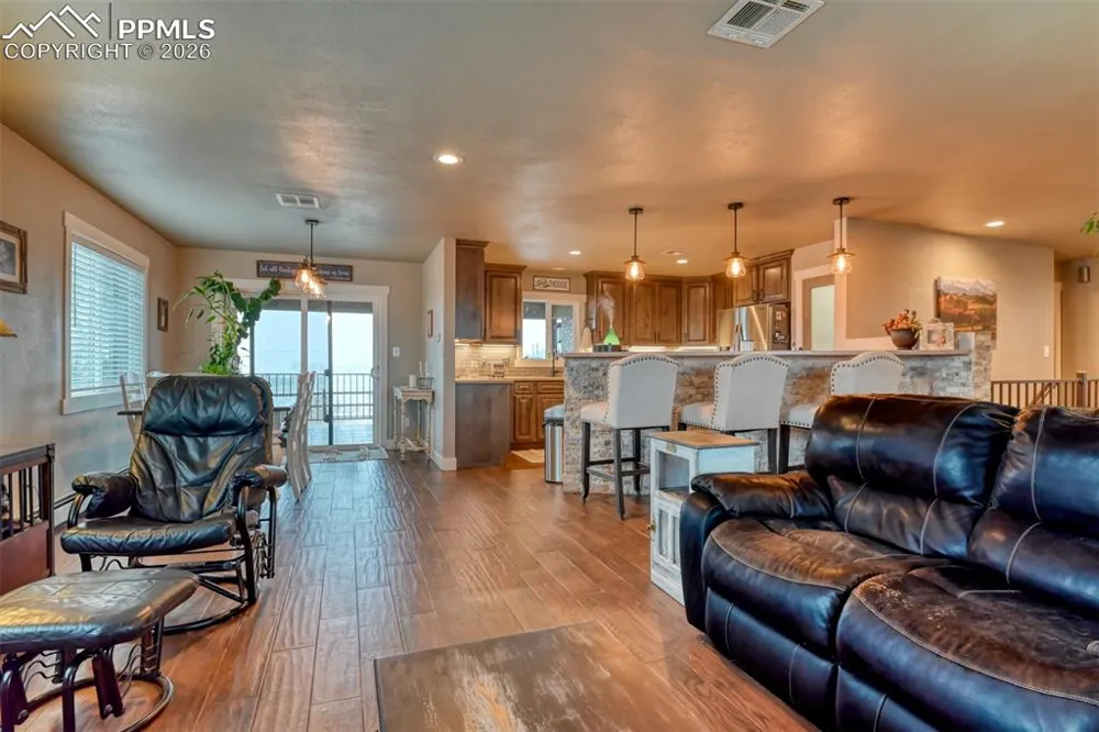 855 Marilyn Drive Penrose, CO 81240