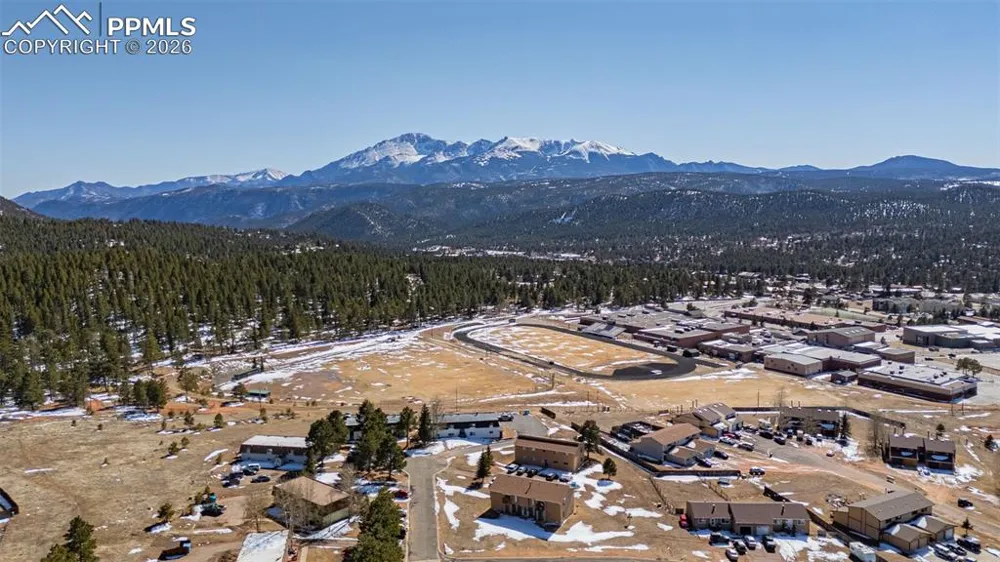 560 E Grace Avenue Woodland Park, CO 80863