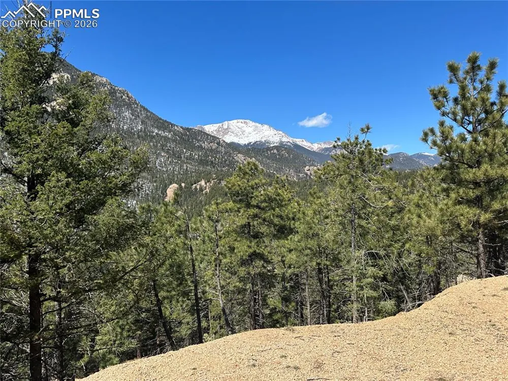 339 Eagle Mountain Road Manitou Springs, CO 80829