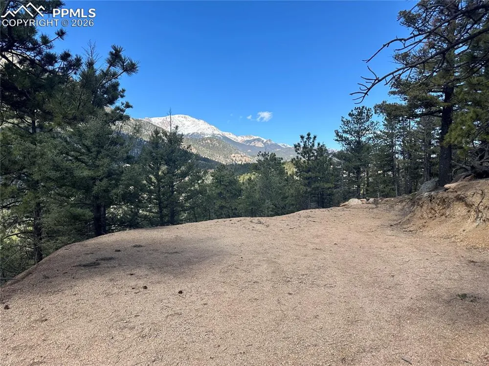 339 Eagle Mountain Road Manitou Springs, CO 80829