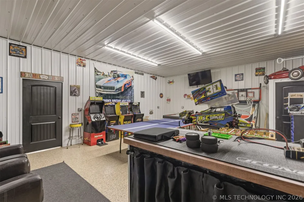 23800 E 720 ROAD Wagoner, OK 74467