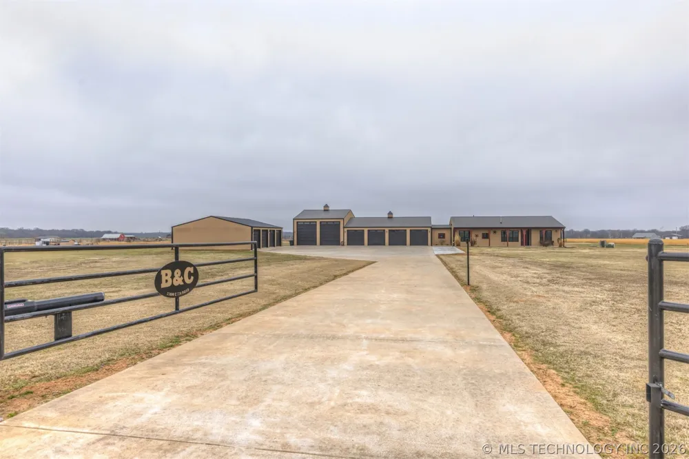 23800 E 720 ROAD Wagoner, OK 74467