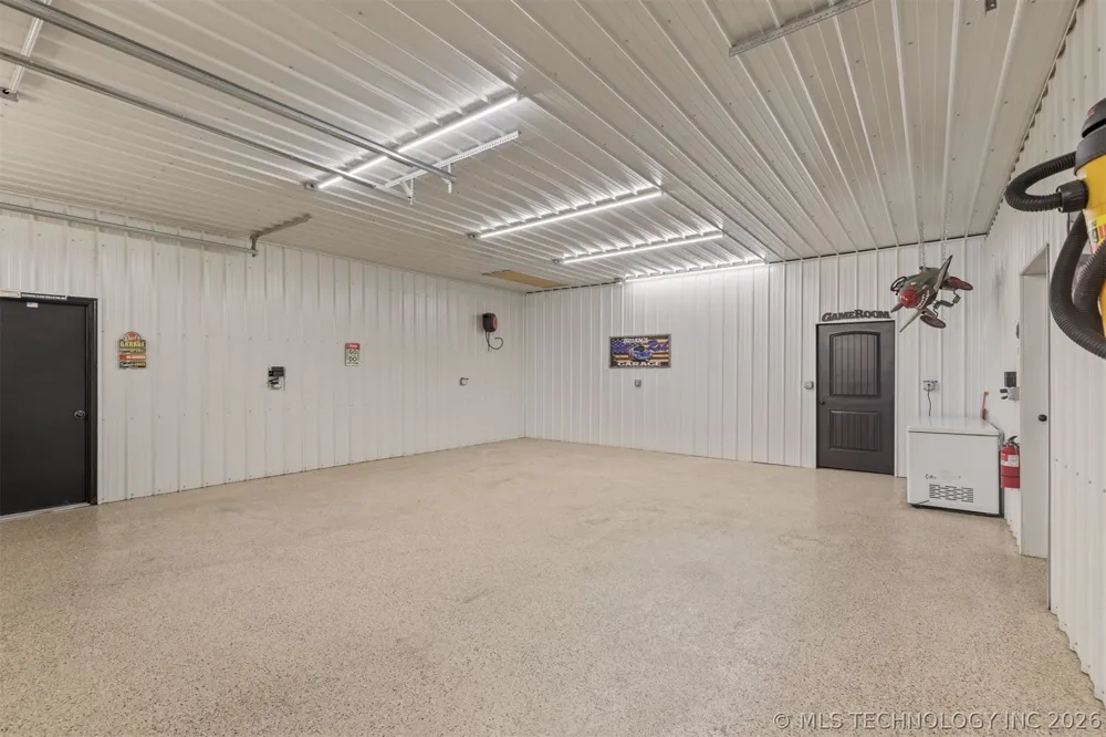 23800 E 720 ROAD Wagoner, OK 74467