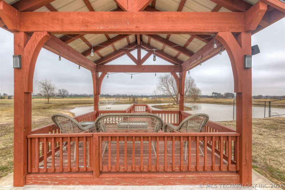 23800 E 720 ROAD Wagoner, OK 74467