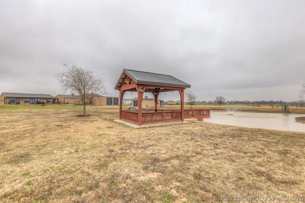 23800 E 720 ROAD Wagoner, OK 74467