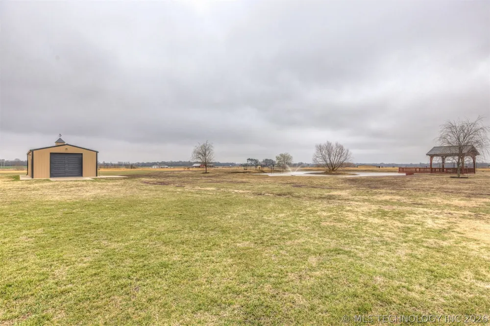 23800 E 720 ROAD Wagoner, OK 74467