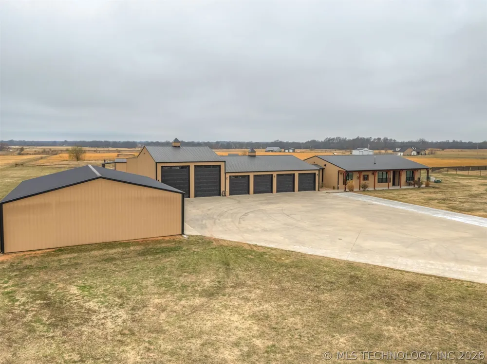 23800 E 720 ROAD Wagoner, OK 74467