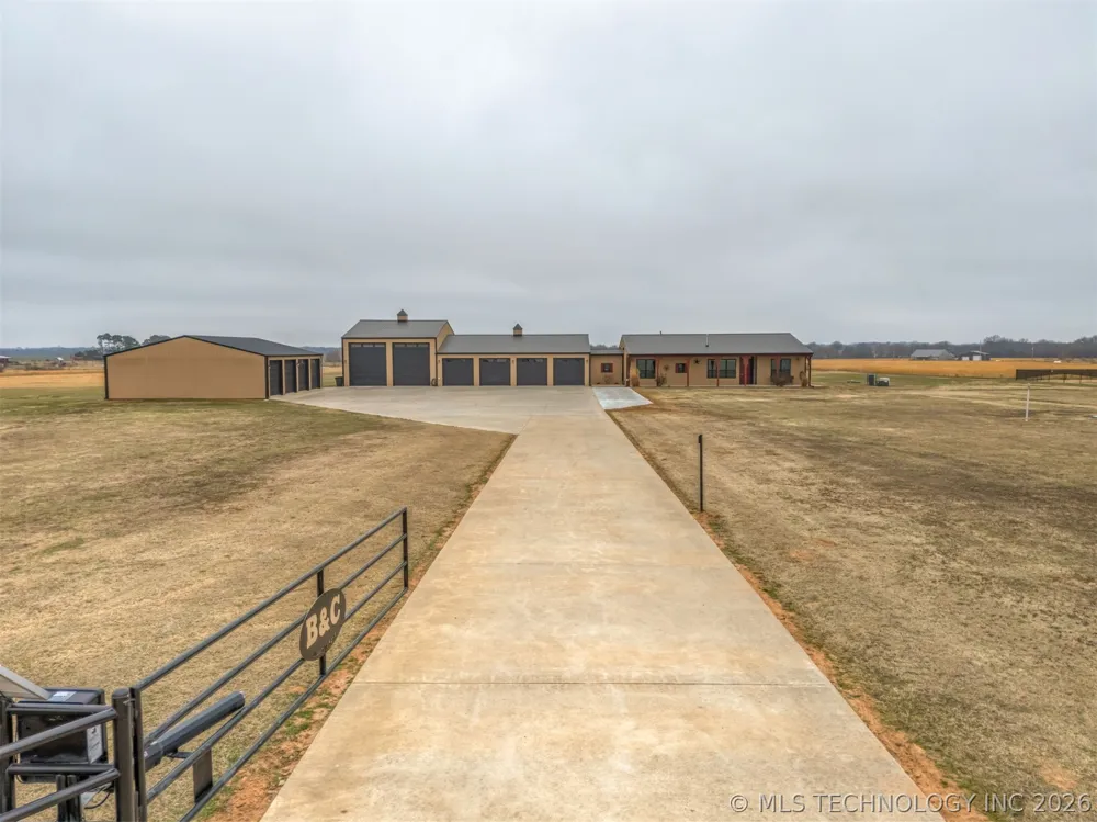 23800 E 720 ROAD Wagoner, OK 74467