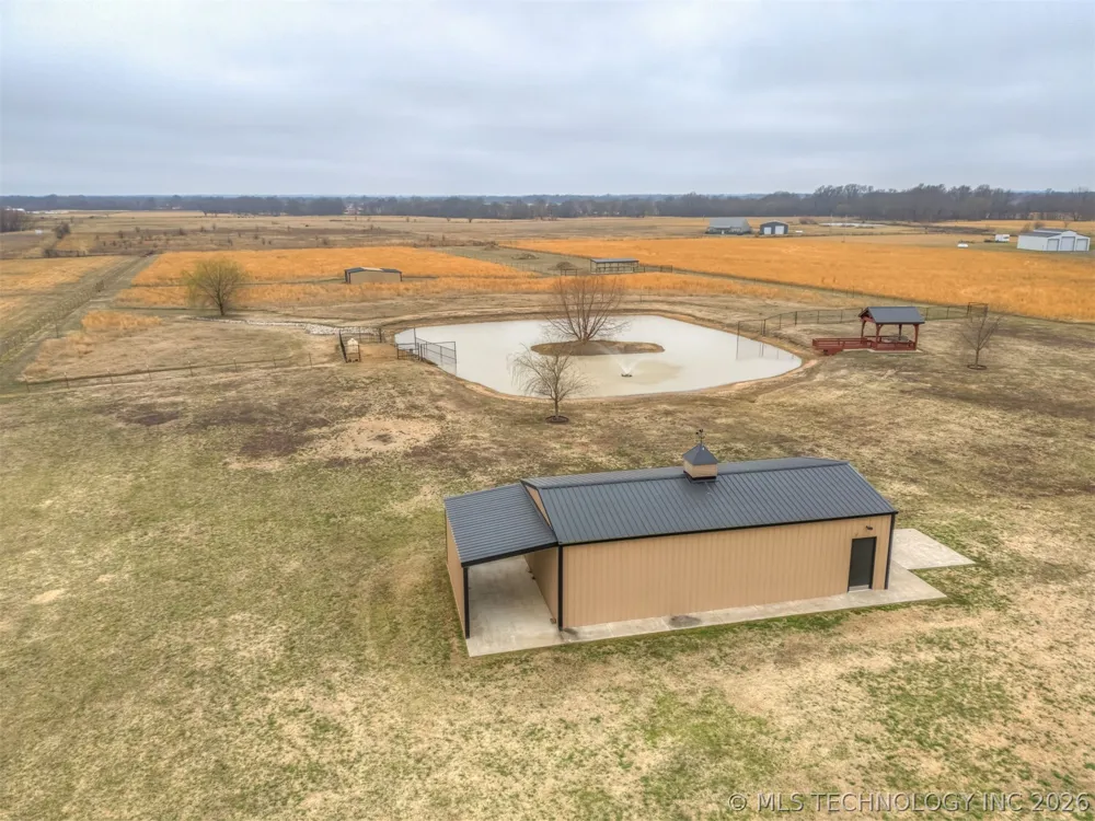 23800 E 720 ROAD Wagoner, OK 74467