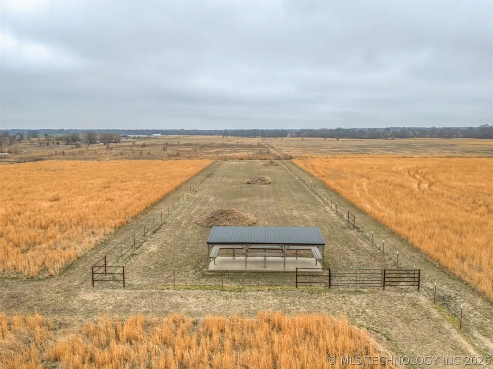 23800 E 720 ROAD Wagoner, OK 74467