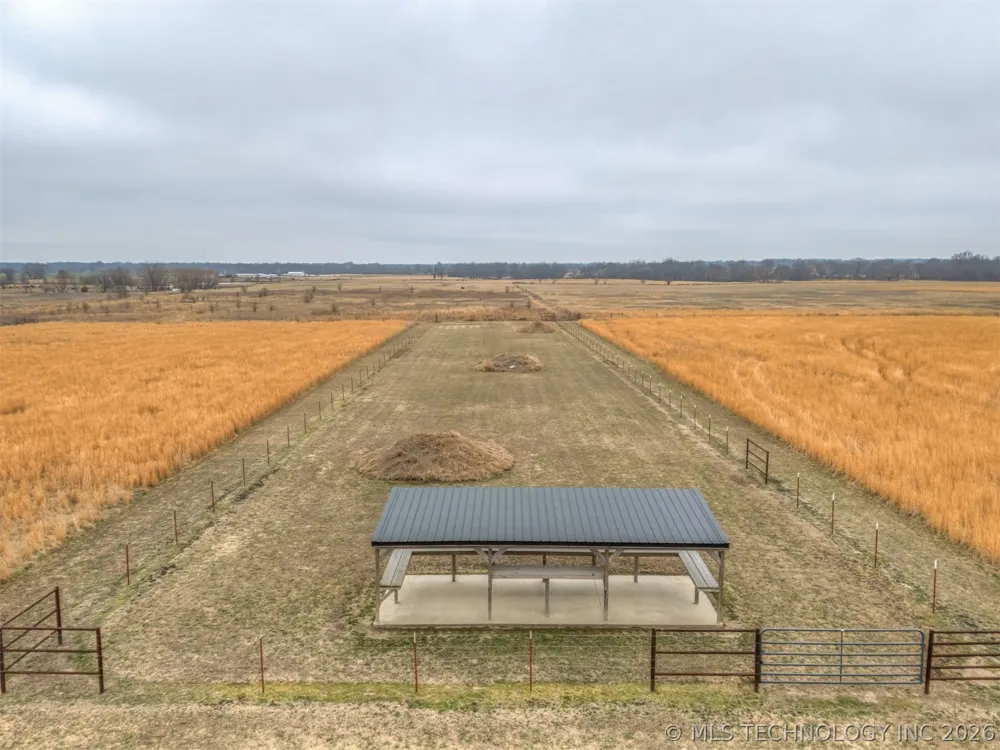 23800 E 720 ROAD Wagoner, OK 74467