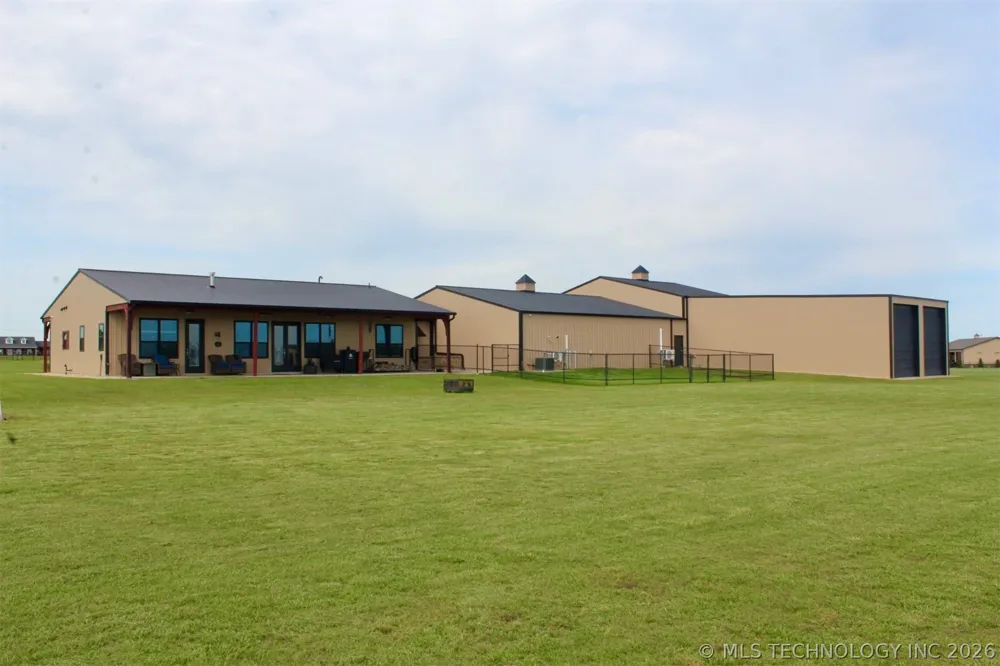 23800 E 720 ROAD Wagoner, OK 74467