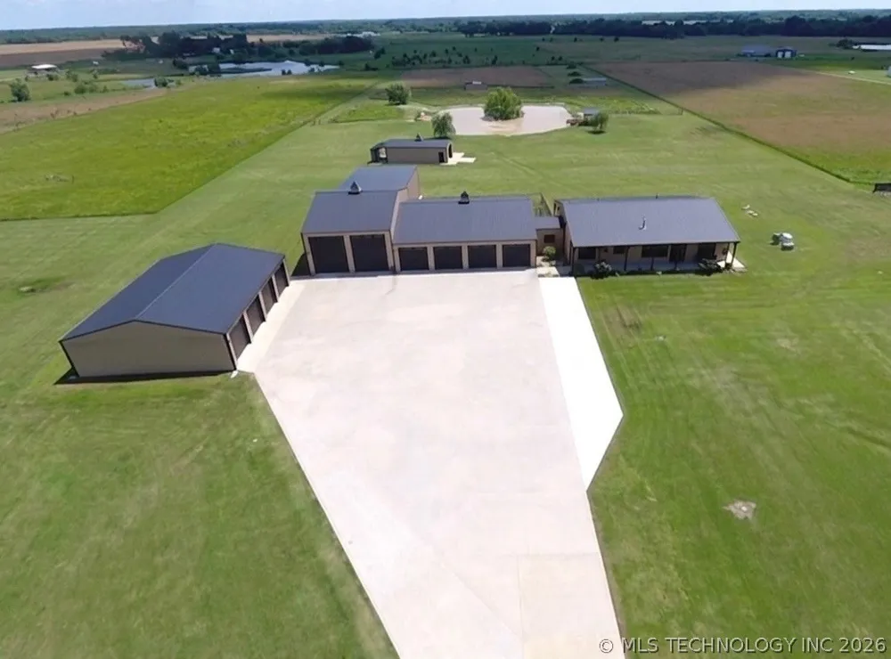 23800 E 720 ROAD Wagoner, OK 74467