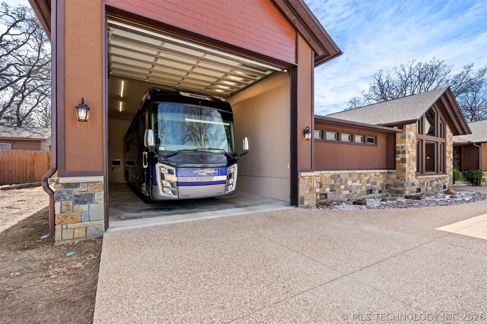 1808 Queens Way Fort Smith, AR 72908