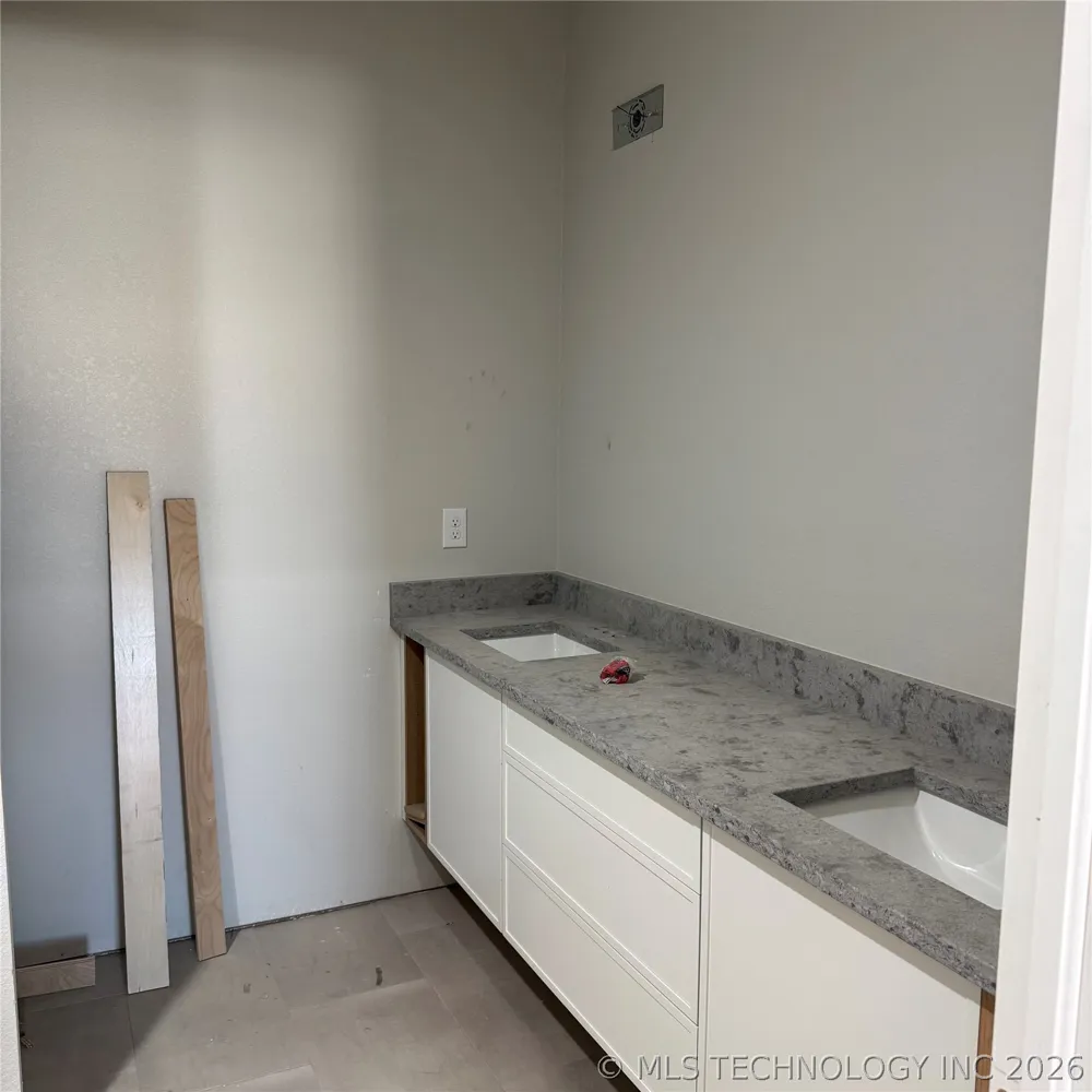 451679 Congressional Afton, OK 74331
