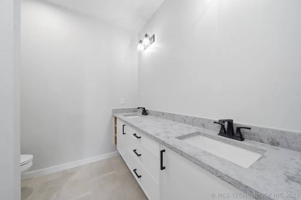 451679 Congressional Afton, OK 74331