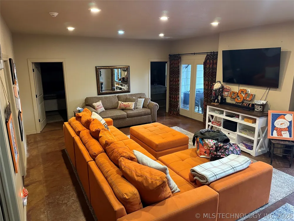 33689 Spruce Grouse Lane Afton, OK 74331