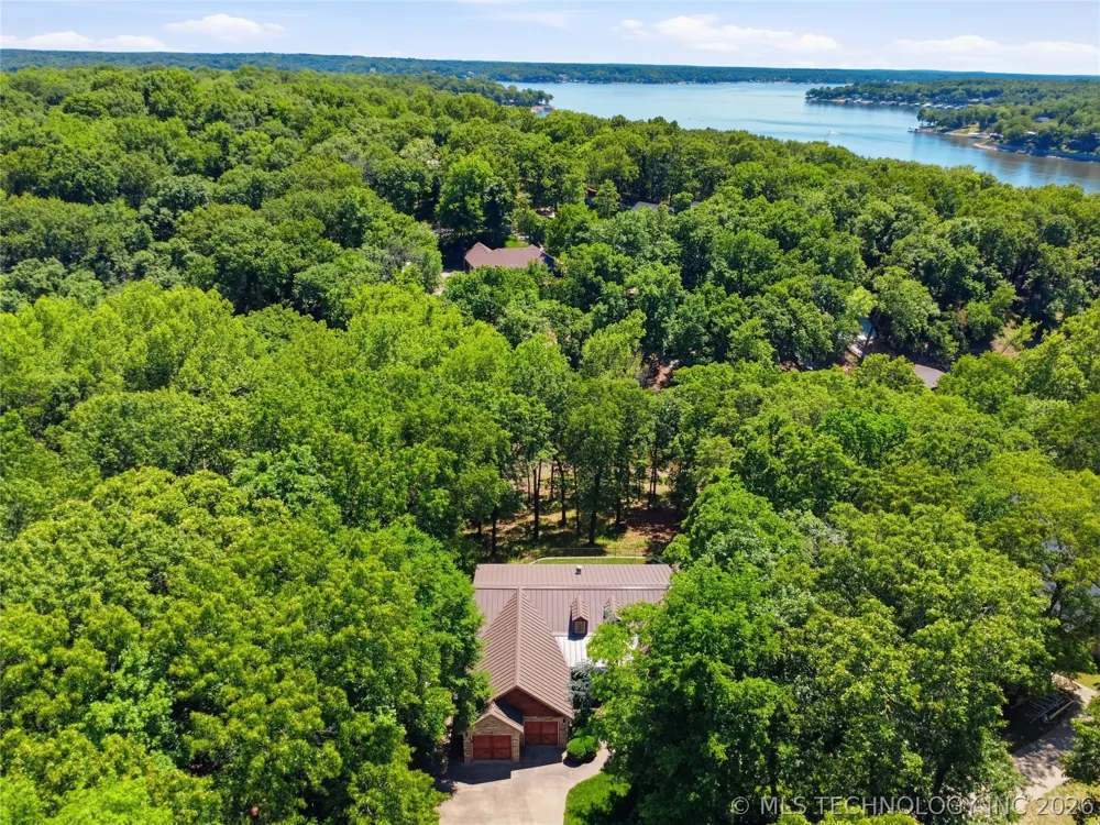 33689 Spruce Grouse Lane Afton, OK 74331