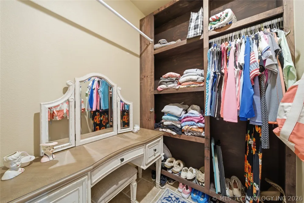 33689 Spruce Grouse Lane Afton, OK 74331