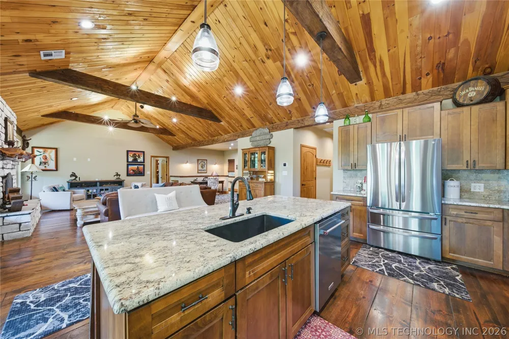 33689 Spruce Grouse Lane Afton, OK 74331