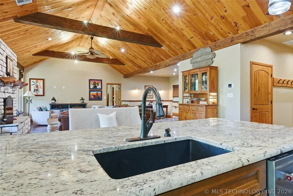 33689 Spruce Grouse Lane Afton, OK 74331