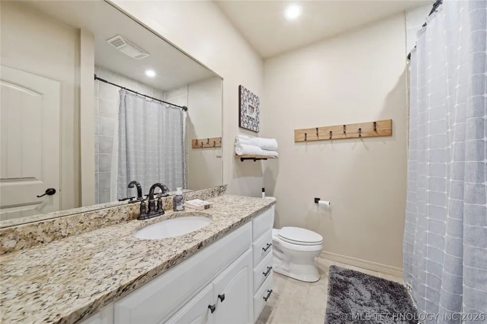 33689 Spruce Grouse Lane Afton, OK 74331