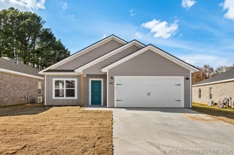 880 Snyder Springs Loop