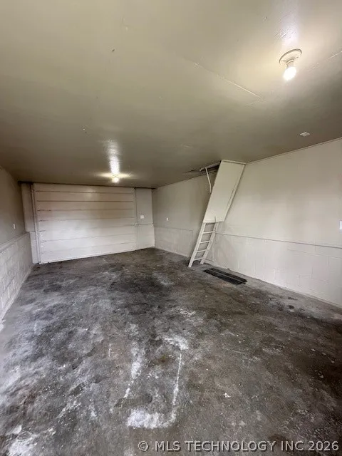 308 E South McAlester, OK 74501