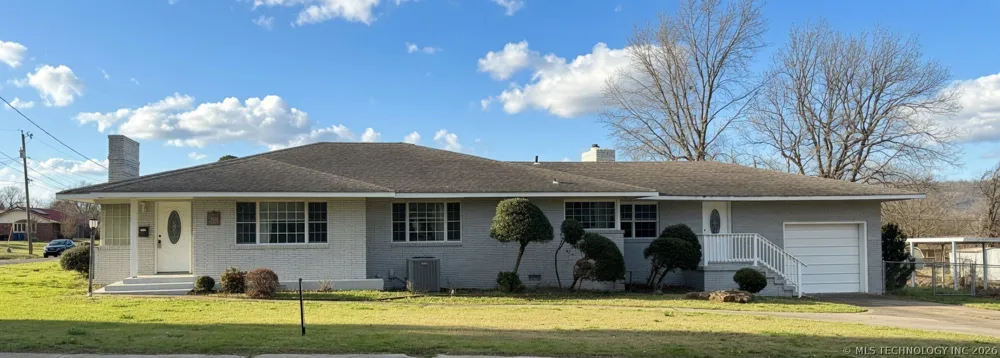 308 E South McAlester, OK 74501