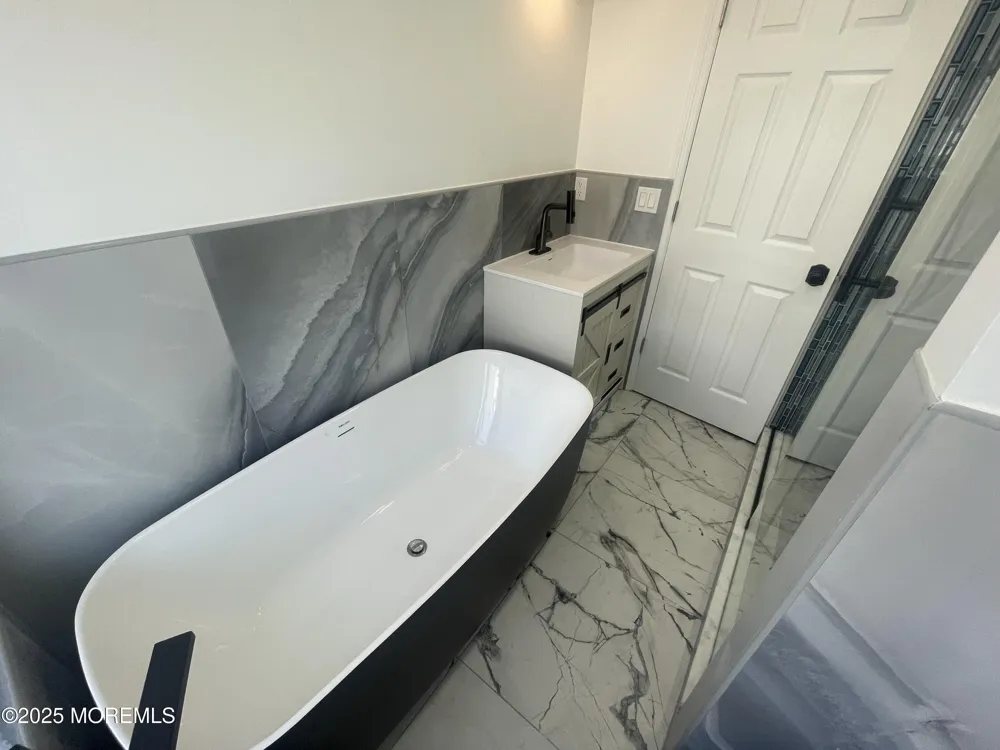 111 Fielder Avenue Ortley Beach, NJ 08751