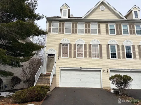 123 Bobolink Court
