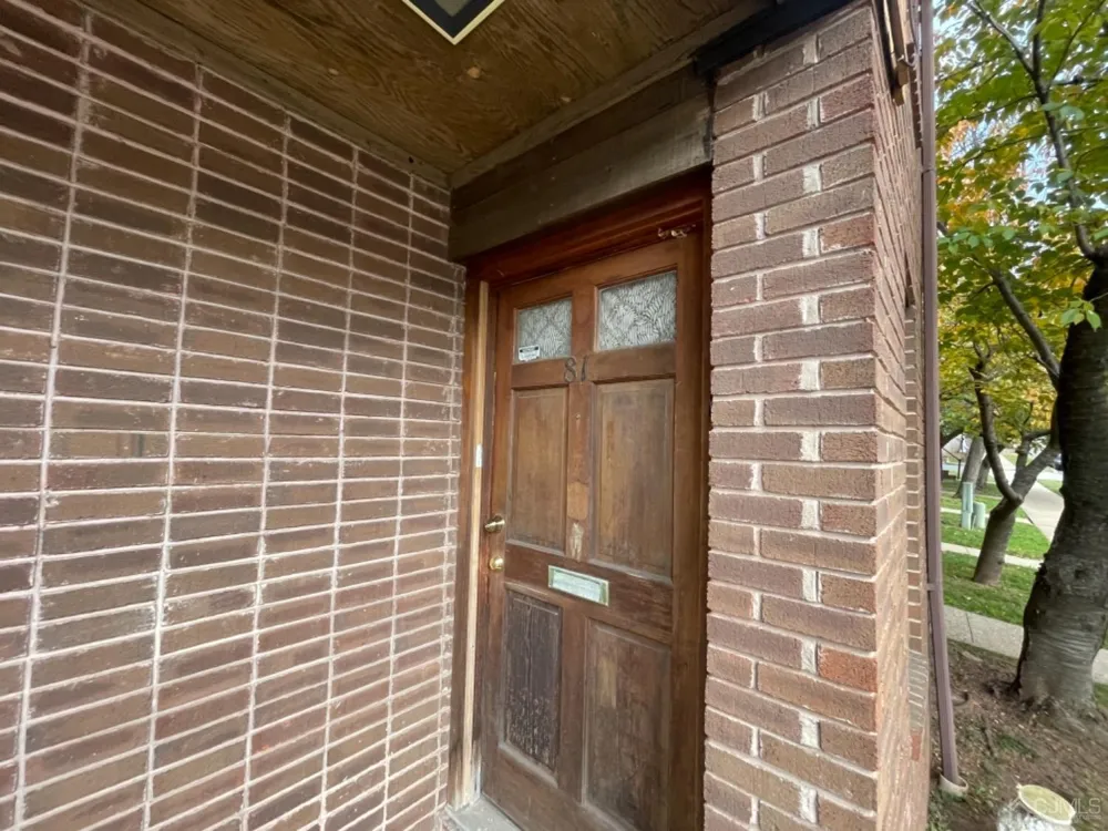 81 Redmond Street New Brunswick, NJ 08901
