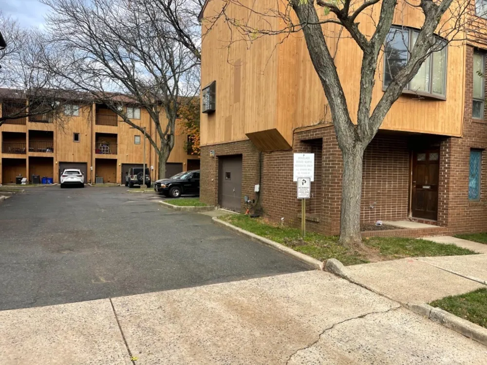 81 Redmond Street New Brunswick, NJ 08901