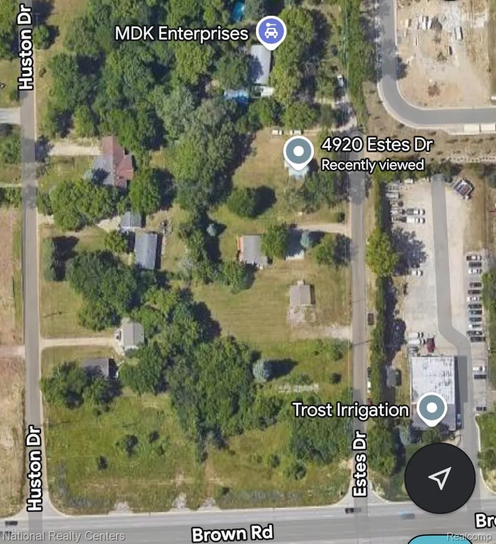 4920 Estes Drive Lake Orion Village, MI 48359