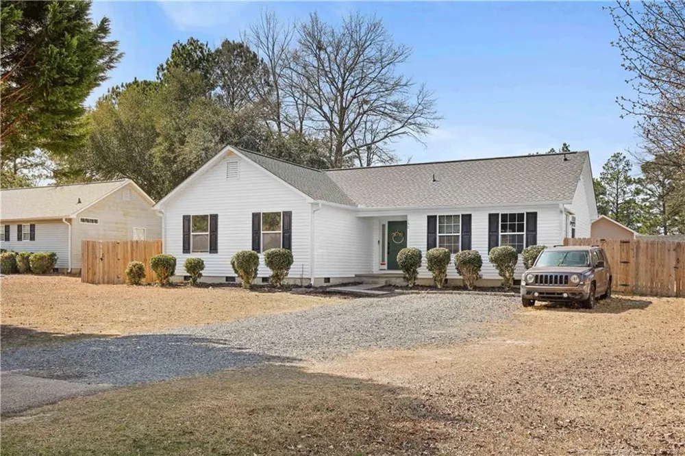 130 Pecan Lane Aberdeen, NC 28315