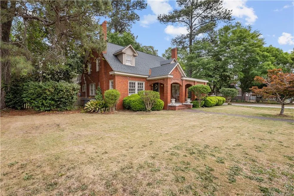 209 E 18th Street Lumberton, NC 28358