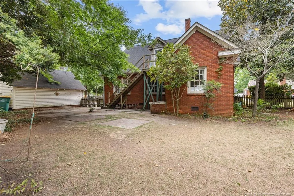 209 E 18th Street Lumberton, NC 28358