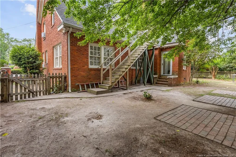 209 E 18th Street Lumberton, NC 28358