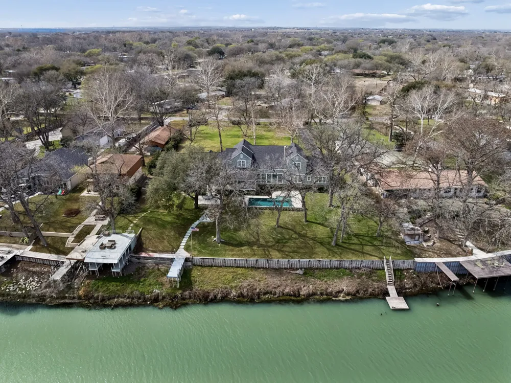 2319 Terminal Loop Road McQueeney, TX 78123